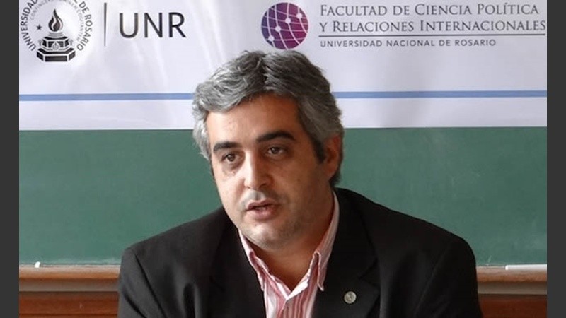 Bartolacci garantizó la seguridad sanitaria de alumnos y profesores. 