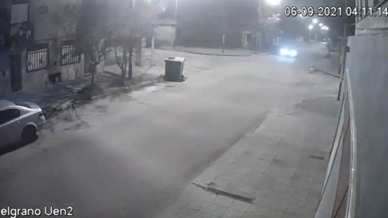 Al menos tres disparos se efectuaron sobre el portón de la casa del exintentende de VGG.