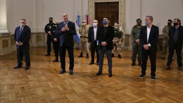 La conferencia conjunta de Perotti con Javkin en Rosario.