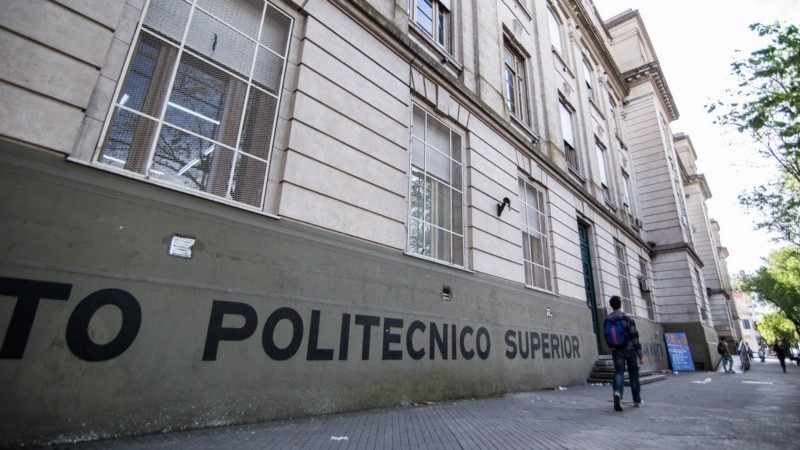 Docentes del Politécnico resolvieron dar clases con presencialidad plena.