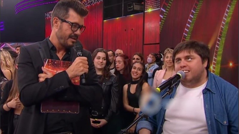 Marcelo Tinelli y Darío Camaño en la pista de La Academia.