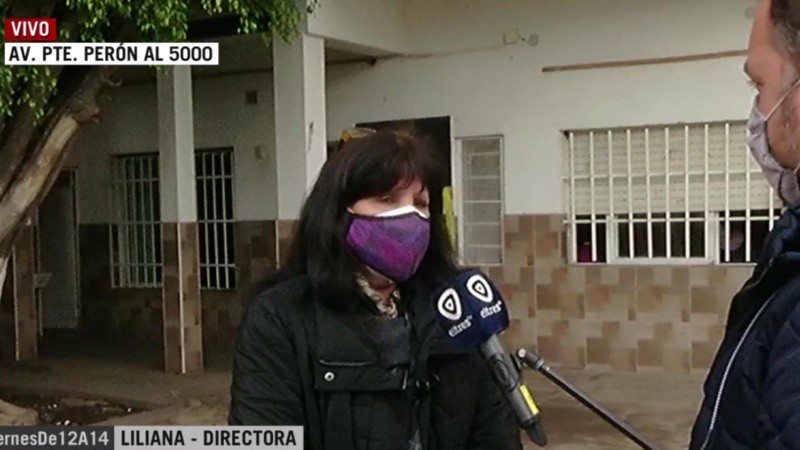 Liliana, la directora de la escuela, confirmó que este viernes a la una de la madrugada, delincuentes ingresaron al edificio.