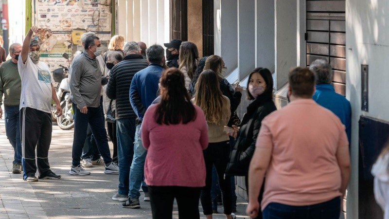 Postales de las elecciones en Rosario este domingo. 