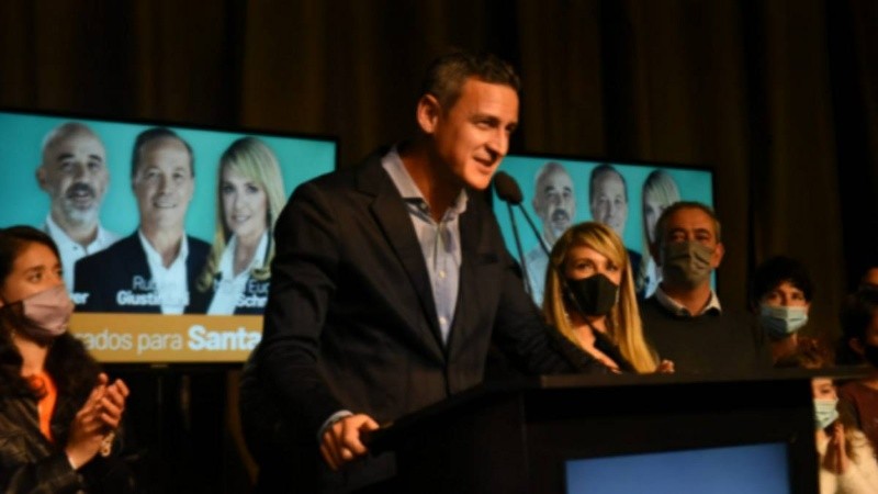 Ciro Seisas celebró el resultado que lo proclamó candidato a concejal por el FAP.