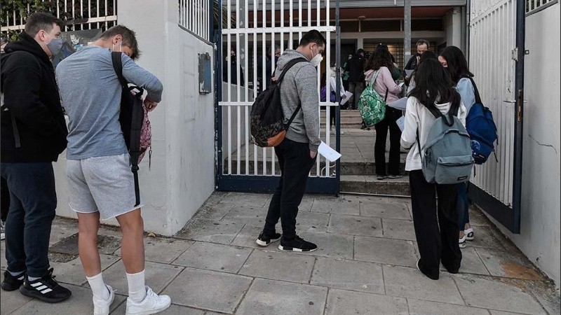 Las autoridades griegas se proponen combatir una eventual cuarta ola.