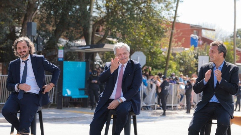 Tras la derrota en las Paso, el gobierno busca relanzarse con obras.