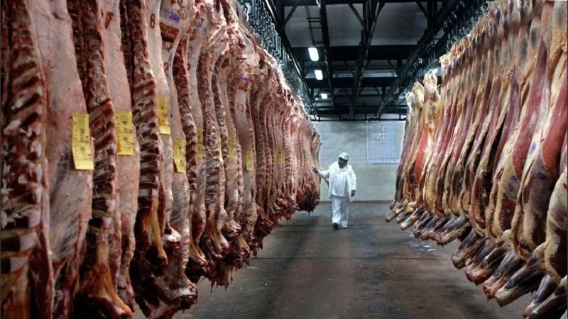 La carne, uno de los alimentos que frenó la escalada de precios.