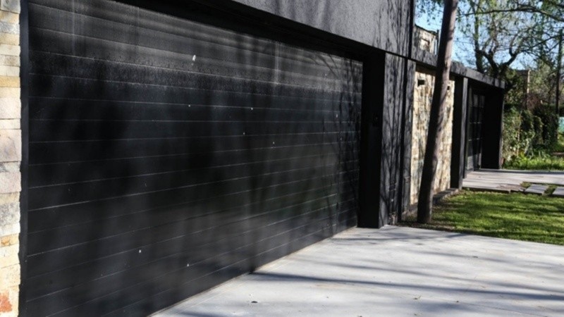 El ataque a balazos contra el frente de la vivienda en Funes.