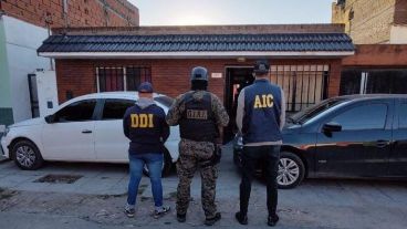 A la joven detenida se le formó causa por encubrimiento de robo.