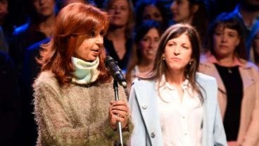 Vallejos, sobre la coalición: "Estos engendros terminan resultando un monstruo".