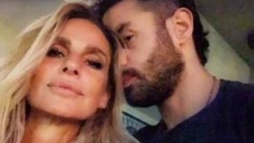 "Feliz estreno hermosa", decía la tarjeta junto al regalo.