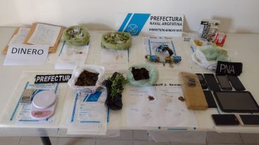 Parte de lo secuestrado en los operativos.