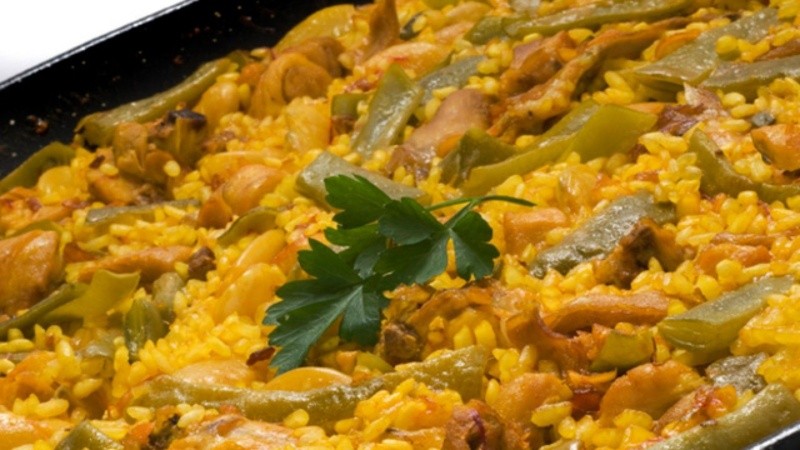 La receta de la paella es buscada en internet ocho millones de veces al año