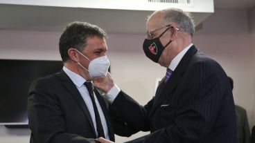 Bermúdez le cede el mando de Newell's a Astore