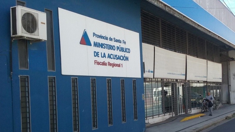 “Los delitos fueron cometidos en un contexto de violencia familiar”, explicó la fiscal.