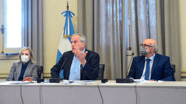 "Todos los alumnos volverán a las clases presenciales, sin las restricciones del distanciamiento", destacaron