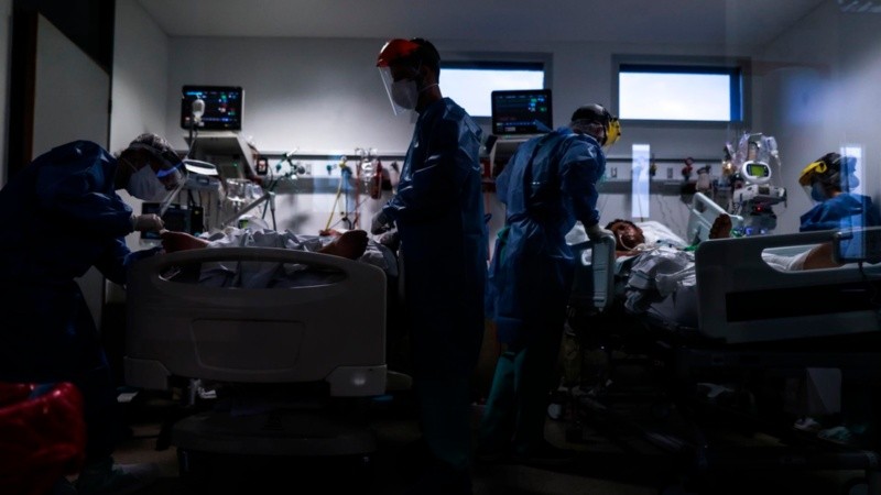 El coronavirus dejó 93 nuevos fallecidos en las últimas 24 horas, según el reporte nacional.