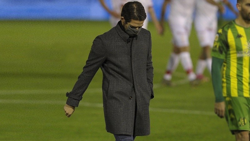 Fernando Gago es el noveno entrenador en dejar su puesto en el torneo.