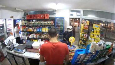 Los quioskeros se quejaron ante la jefa de Policía por el robo mechero en el centro y macrocentro.