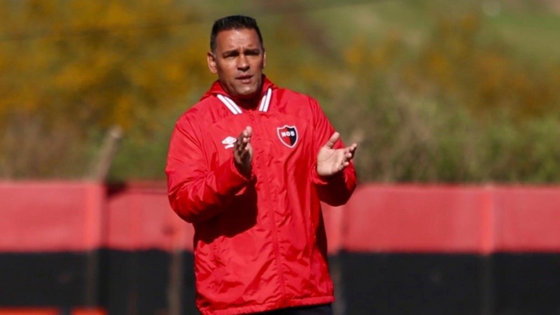 Fernando Gamboa contó detalles de su charla con Maxi Rodríguez en el entrenamiento.