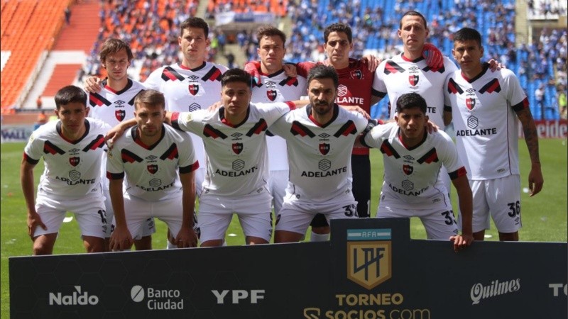 El equipo titular que salió a jugar en Mendoza