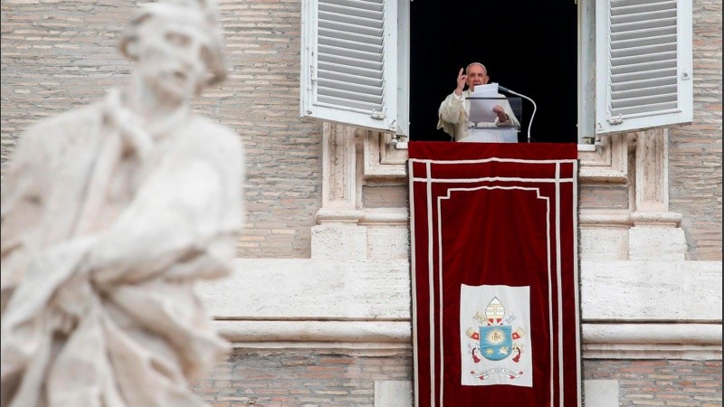 El papa en el Ángelus de cada domingo.