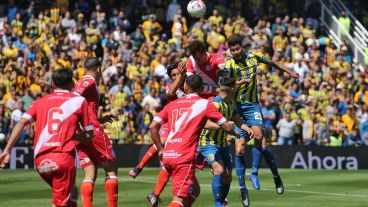 El Canalla y el Bicho se midieron en la fecha del regreso del público.