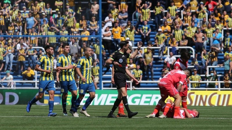 El Canalla y el Bicho se midieron en la fecha del regreso del público.