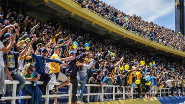 Los hinchas de Rosario Central volvieron al Gigante este domingo tras un año y medio.