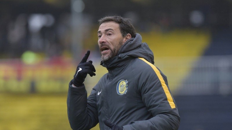 Kily González no encuentra soluciones en el recambio y la campaña de su equipo es muy irregular