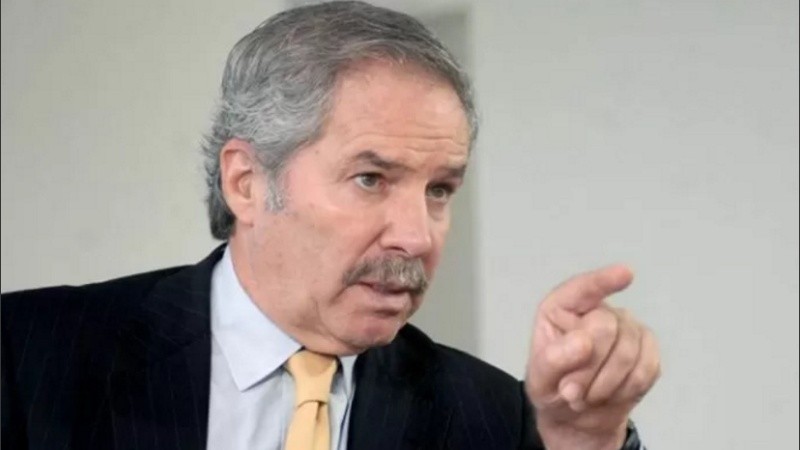 El excanciller Felipe Solá cuestionó la decisión del presidente Alberto Fernández y la forma en que le comunicaron su desplazamiento.