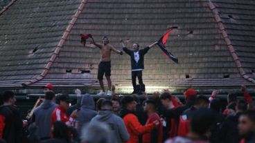 El festejo por el regreso al Coloso después de un año y siete meses.