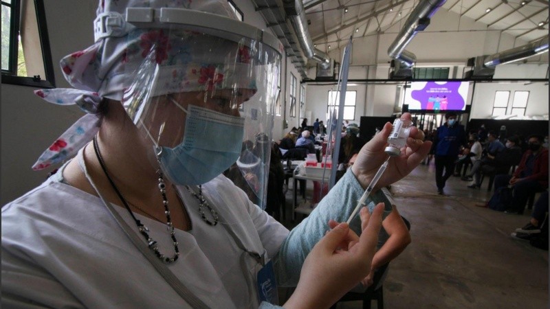 El ministerio de Salud entregó un nuevo parte epidemiológico con números bajos en el país. 