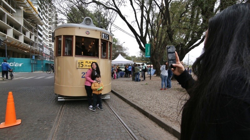 El tranvía volvió a circular este domingo en Rosario.
