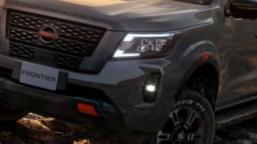 La pick-up que en Argentina se produce en la localidad cordobesa de Santa Isabel, comienza a mostrar su restyling en las calles de Brasil