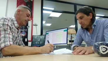 D'Amico durante la entrevista exclusiva con Pablo Gavira para Telenoche.