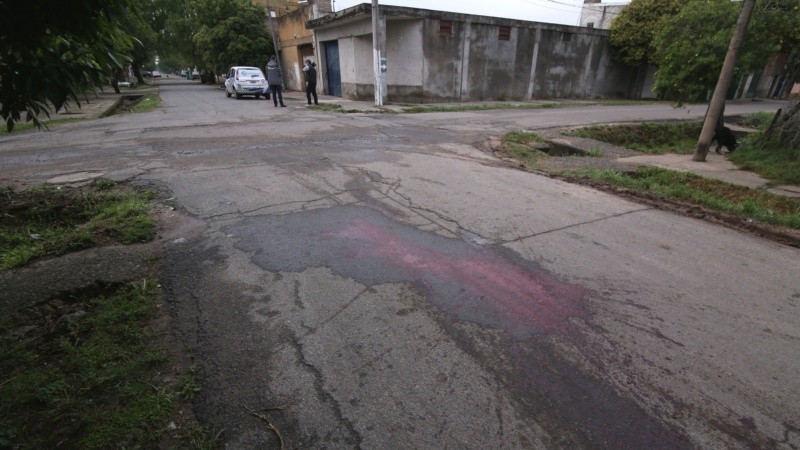 El crimen ocurrió cerca de las 3 en Alzugaray y Laprida.