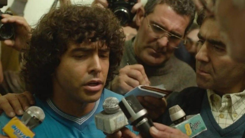 Nazareno Casero interpreta a Maradona en la época del esplendor en Nápoli y la selección.