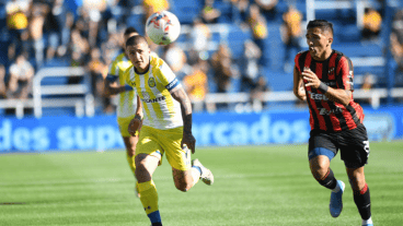 En el primer tiempo, Central fue superior pero no hizo el segundo y Patronato encontró el 1 a 1 parcial.