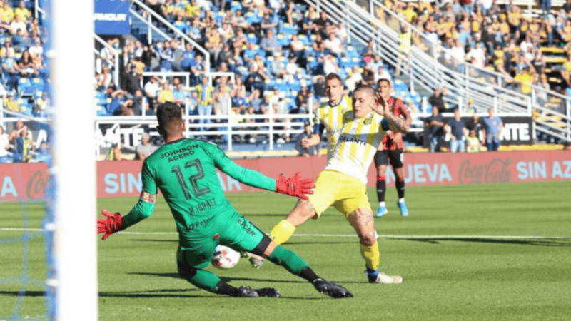Ibáñez tapó algunas buenas pero falló en otras. Central no jugó bien.