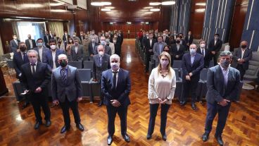 Feletti, el nuevo secretario de Comercio Interior, en el centro de la escena anunciando a empresarios el congelamiento de precios