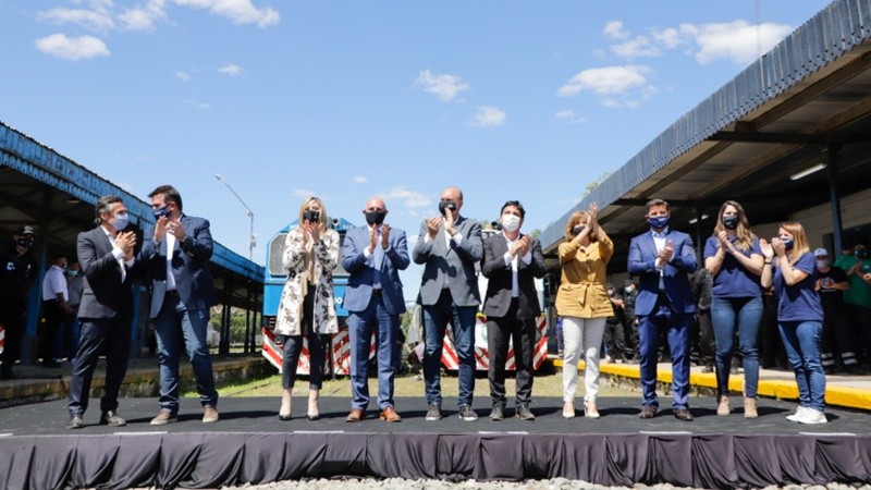 El Ministerio de Transporte de la Nación habilitó los 13 kilómetros de vía que atraviesan la laguna La Picasa.