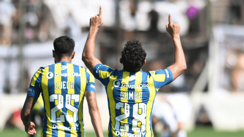 Escurridizo, Gamba le ganó a todos en el área y marcó el 1 a 1.