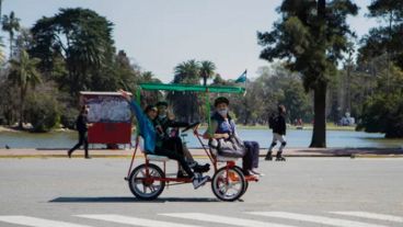 la medida estará vigente en espacios al aire libre donde no haya aglomeraciones de personas, así como en los recreos de las escuelas.