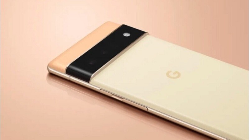 Este año el Pixel 6 ofrece una cámara doble con un sensor principal ISOCELL GN1 de 50 megapíxeles, acompañado por un sensor de gran angular de 12 megapíxeles.