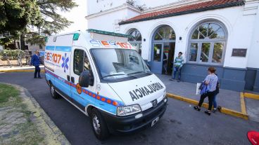 Los choferes denunciaron que la provincia trajo a Rosario dos ambulancias pero no le asignaron personal,.