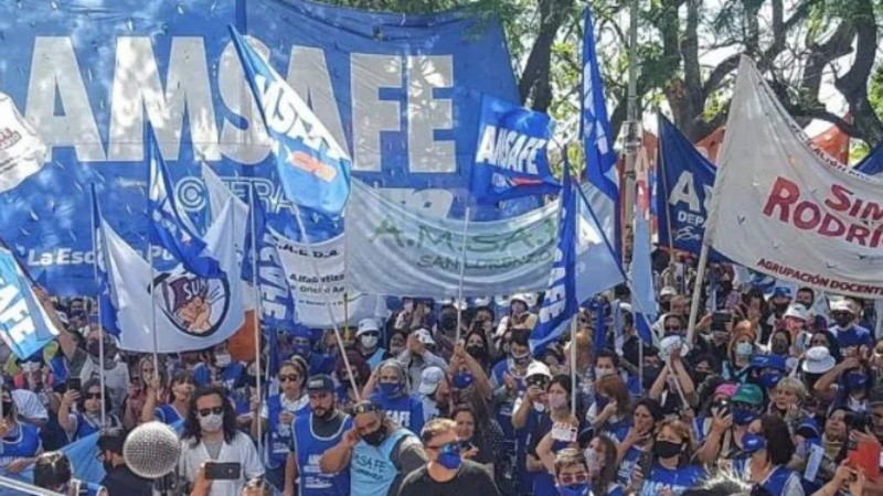 Los gremios volverán a reunirse con el Ministerio de Trabajo y Educación.