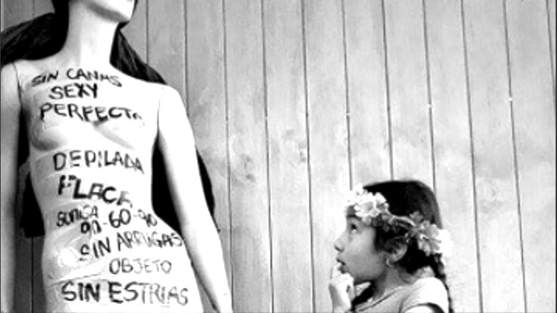 La imposición de formas y estereotipos enferma a la sociedad.