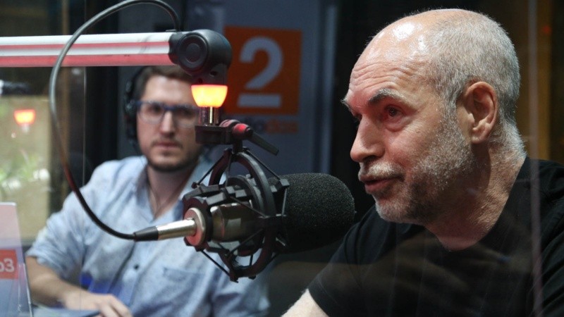 Horacio Rodríguez Larreta en el estudio de Radio 2