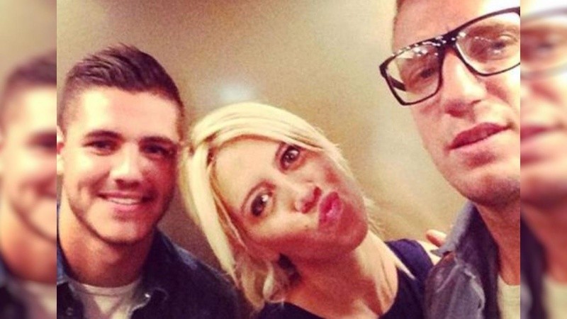 Mauro Icardi junto a Wanda Nara y Maxi López, antes del divorcio.
